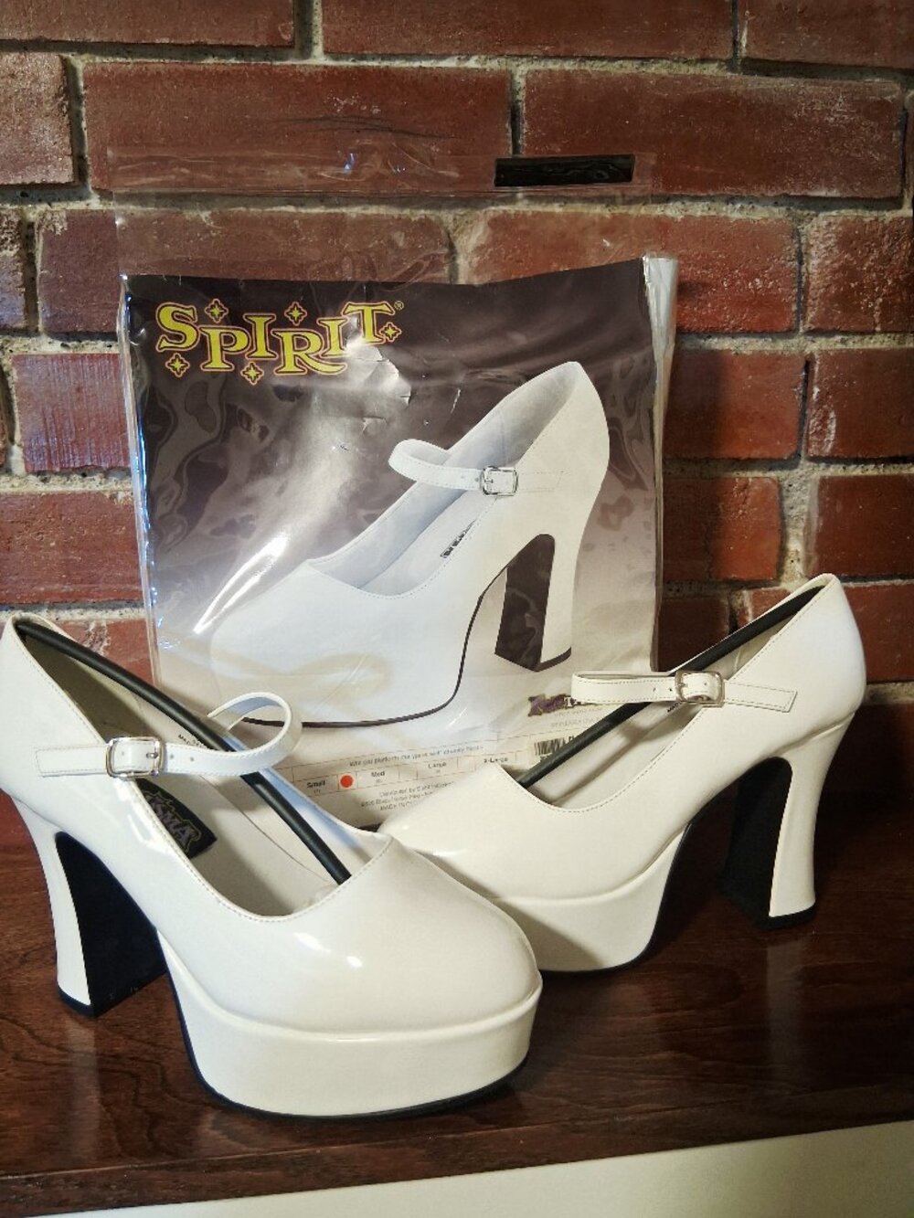 NWT Funtasma White Vinyl MaryJane Platform Costume Shoes 4" Heel Size 7